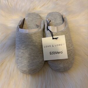 Love & Lore Gray Slippers